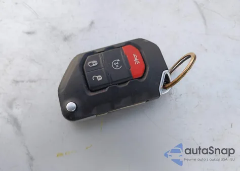 2021 Jeep Gladiator Mojave 4X4 из США, поврежденный, VIN 1C6JJTEG8ML547974